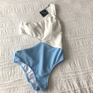 One piece bathing suite